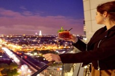 Weekend en amoureux à Paris - Chambre Premium Vue Tour Eiffel - 2 nuits (92)