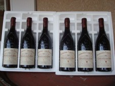 Coffret de 6 bouteilles personnalisables de vin rouge Châteauneuf du Pape.