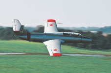 Vol en avion de chasse L-29 Delfin - 20 min - Slovaquie