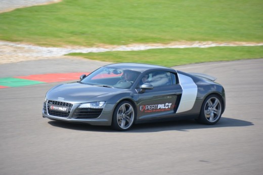 Conduire Audi R8 Belgique 4 tours avec vidéo