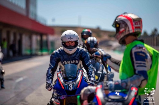 Stage avec la Yamaha R3 de l'AIA