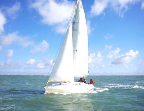 Prendre le Large lors d'un stage de voile