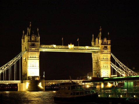 Croisière à Londres sur la Tamise avec un dîner pour deux personnes