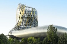  Cité du Vin vue de l'extérieur