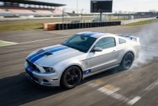 Stage de pilotage Ford Mustang Shelby GT500 - 3 circuits en Île-de-France