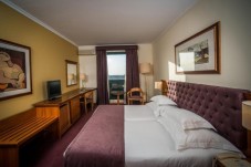 3 Nuits en Hotel à Porto avec Petit Déjeuner - Hotel Vila Gale - pour 2