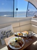 Coucher de soleil avec vin en yacht privé à Lisbonne (max. 6 personnes)