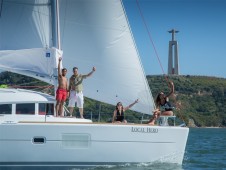 Catamaran Privé à Lisbonne pour jusqu’à 18 personnes
