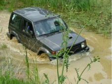 Conduisez un vrai 4x4 en suivant les conseils d'un professionnel.