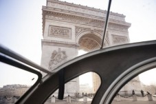 Visite Paris en 2CV avec Champagne pour 2 personnes - Paris (75)