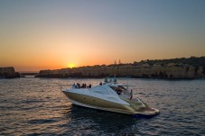 Coucher de soleil en yacht privé en Algarve (2h) – Jusqu’à 12 personnes