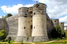 Château d'Angers depuis l'extérieur 