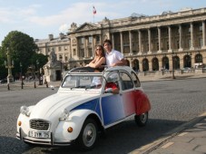 Balade romantique en 2CV (2h pour 2) – Paris (75)