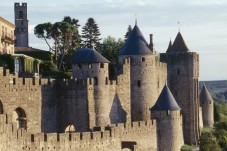  Le Château de Carcassonne et ses remparts