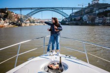 Excursion romantique sur un yacht privé sur le fleuve Douro