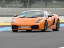 Pilotage Lamborghini Gallardo 8 tours - Circuit de Trappes (78) ou Circuit de Montlhéry (91)