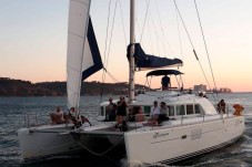 Catamaran Privé à Lisbonne pour jusqu’à 18 personnes