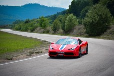 Pilotage Ferrari F458 4 tours - Circuit de Trappes (78) ou Circuit de Montlhéry (91)