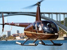 Tour de Porto en hélicoptère pour 3 personnes maximum