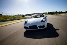 Conduire une Porsche Cayman 718 S – 2 tours + 1 tour en copilote