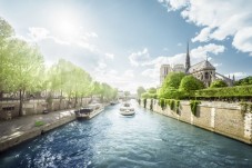 Séjour romantique au coeur de Paris avec croisière sur la Seine