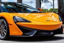Pilotage McLaren 600LT 6 tours - 2 circuits en Île-de-France