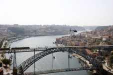 Vol en hélicoptère à Porto - Route du Douro pour 3 personnes