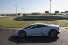 Conducir un Lamborghini Huracan - 1 o 2 vueltas en circuito