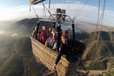Traversée en montgolfière à travers les Pyrénées : Montsec et Mont-Rebei