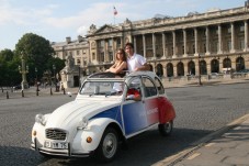 Croisière et balade en 2CV (2h pour 3) – Paris (75)