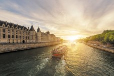Séjour romantique au coeur de Paris avec croisière sur la Seine