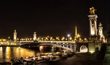 Visite de Paris en scooter by night  