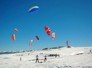 Snowkite