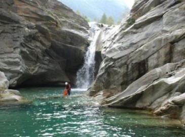 Canyoning